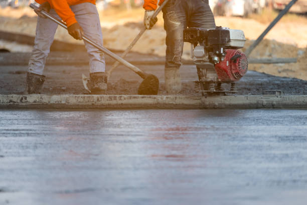 Best Concrete Driveway Installation  in Carbonville, UT